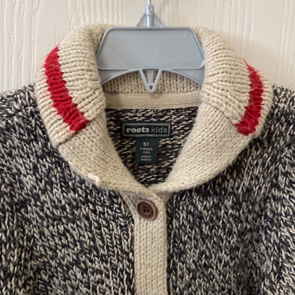 Roots Cabin Sweater - Picture 2 of 8